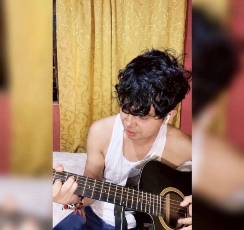 Acoustic Guitar Player